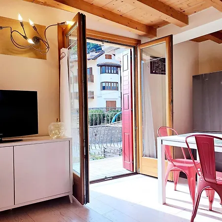 La Casa Di Allegra شقة Vione